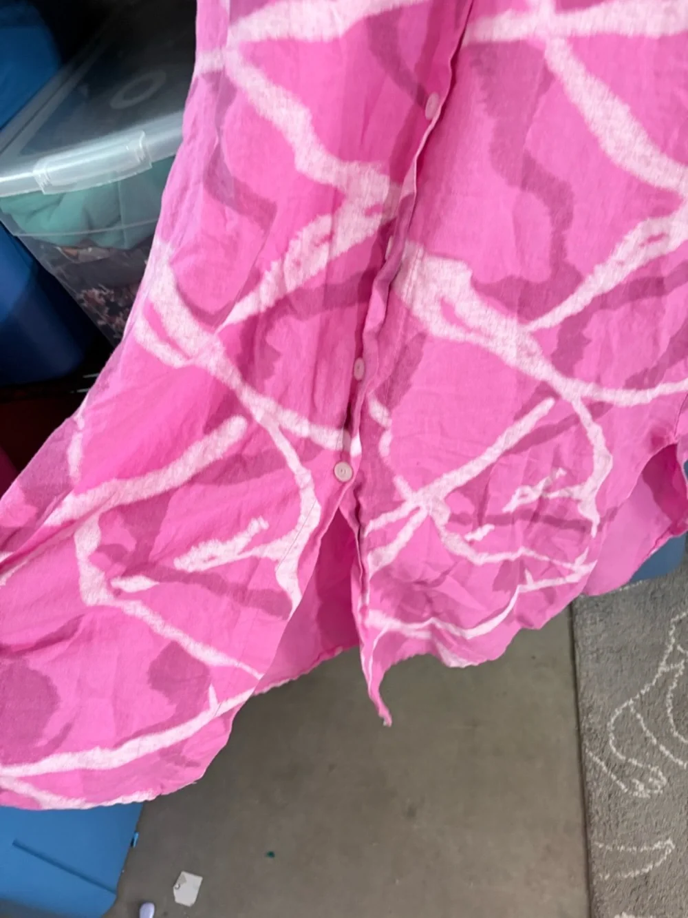 Bright Pink Linen Button-Up Shirt with Brand Label - Picture 9 of 11